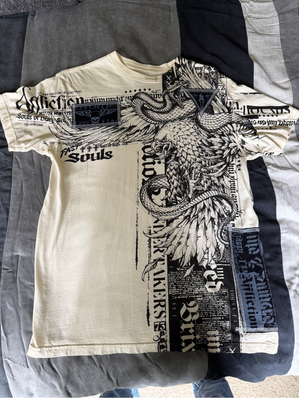 Affliction Graphic Eagle Short Sleeve Men's Shirt - Cream/Black/Blue patching